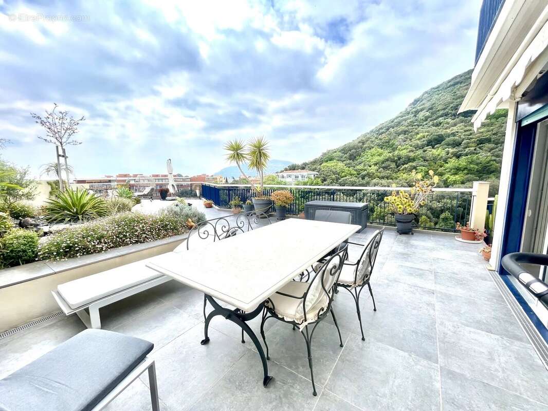 Appartement à MANDELIEU-LA-NAPOULE