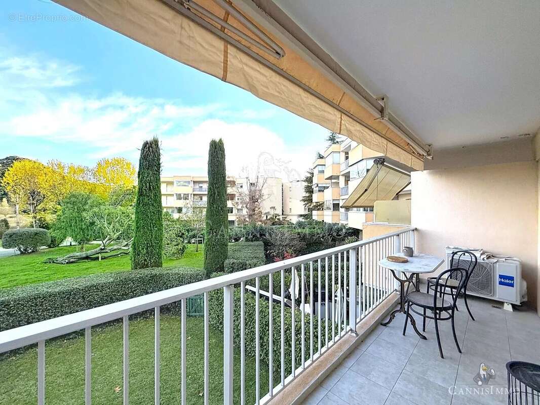 Appartement à MANDELIEU-LA-NAPOULE