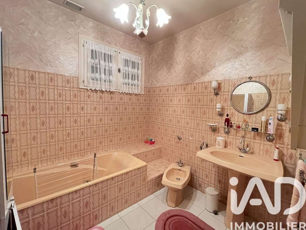 Photo 7 - Maison à SAINT-SAVIN