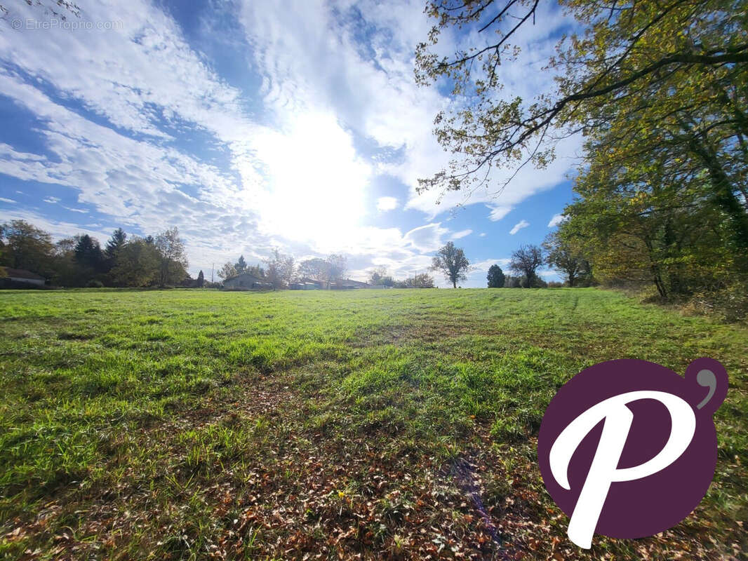Terrain à LALINDE