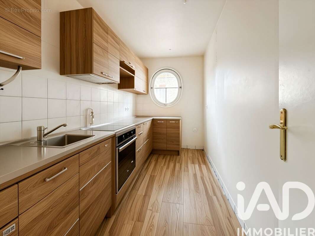 Photo 5 - Appartement à BRIE-COMTE-ROBERT