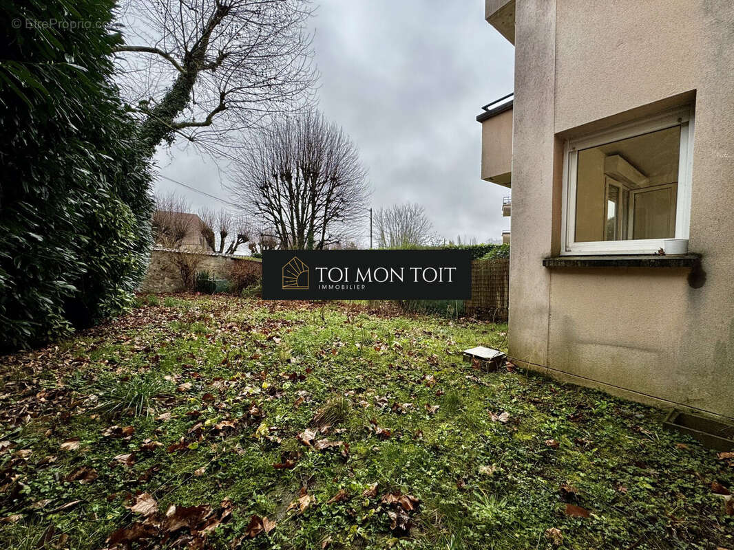 Appartement à SURVILLIERS