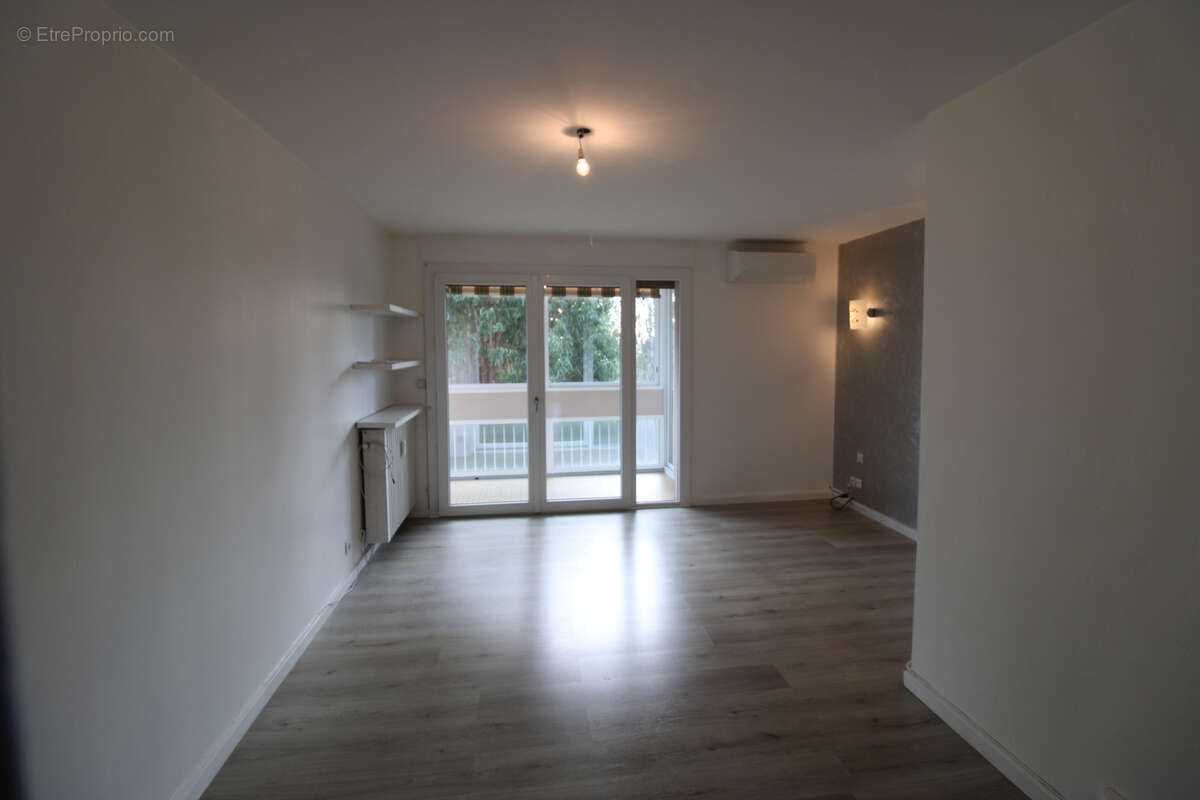 Appartement à HYERES