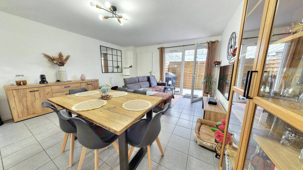 Photo 1 - Appartement à YVRAC