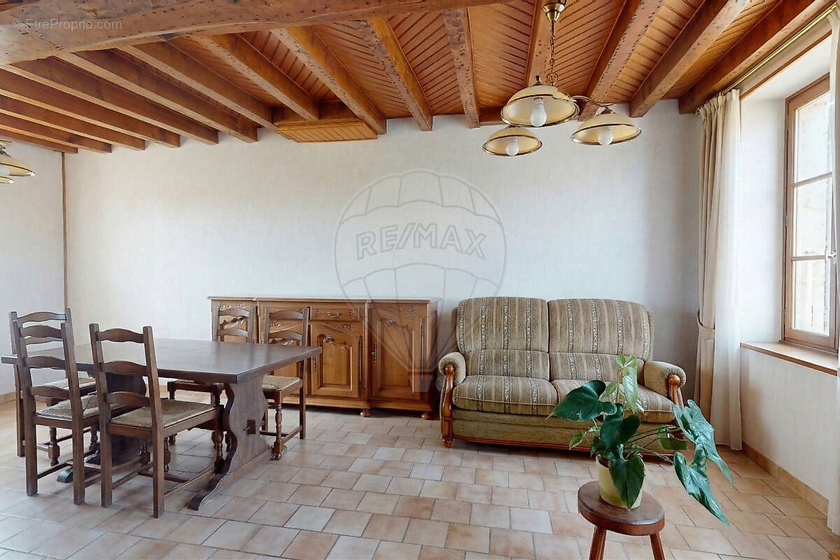 Maison à CHILLEURS-AUX-BOIS