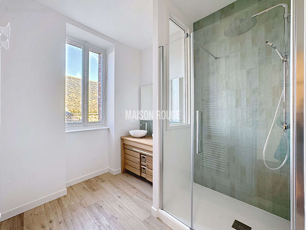 Maison à SAINT-SULIAC