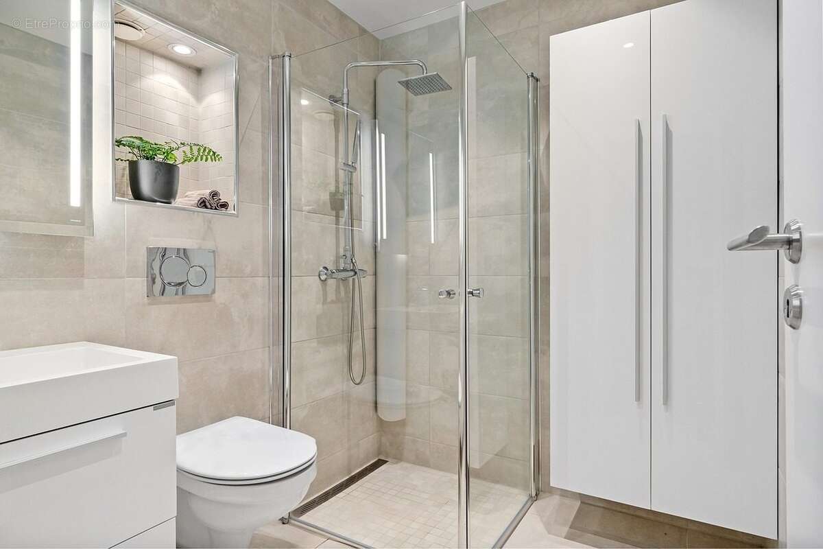 Appartement à AUBERVILLIERS