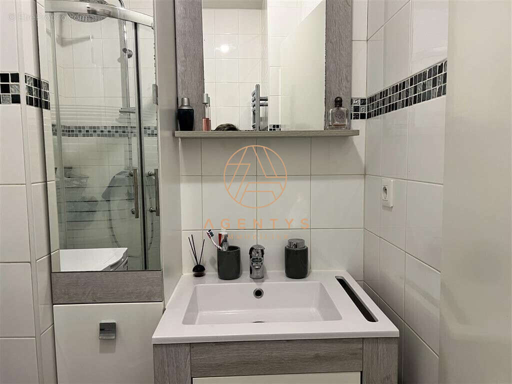 Appartement à PONTAULT-COMBAULT