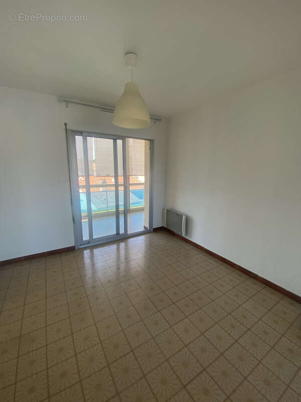 Appartement à SIX-FOURS-LES-PLAGES