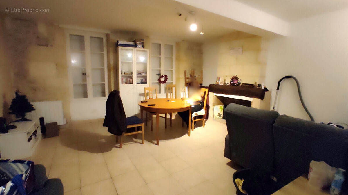 Maison à SAINT-MARTIN-DU-BOIS