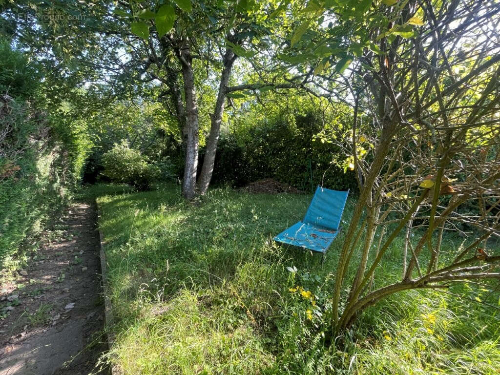 Maison à LA BAZOCHE-GOUET