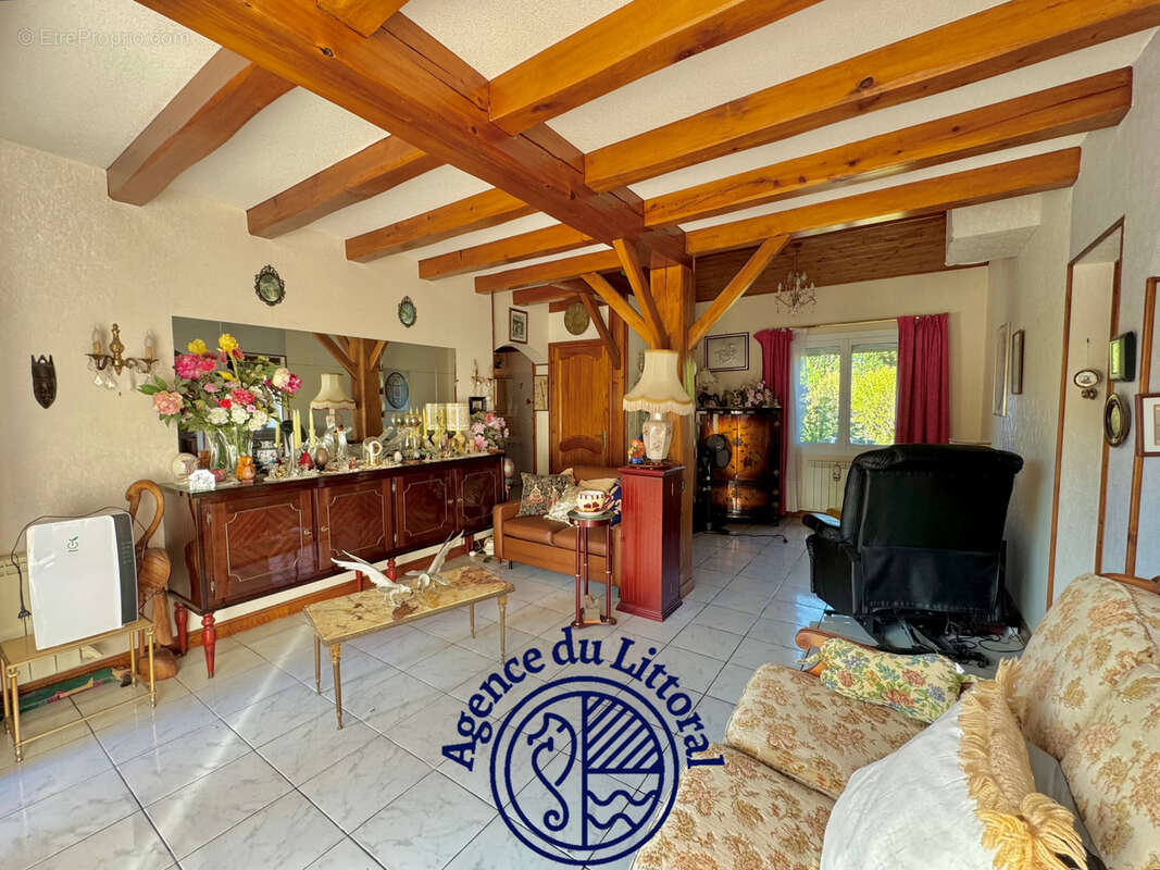 Maison à MESCHERS-SUR-GIRONDE