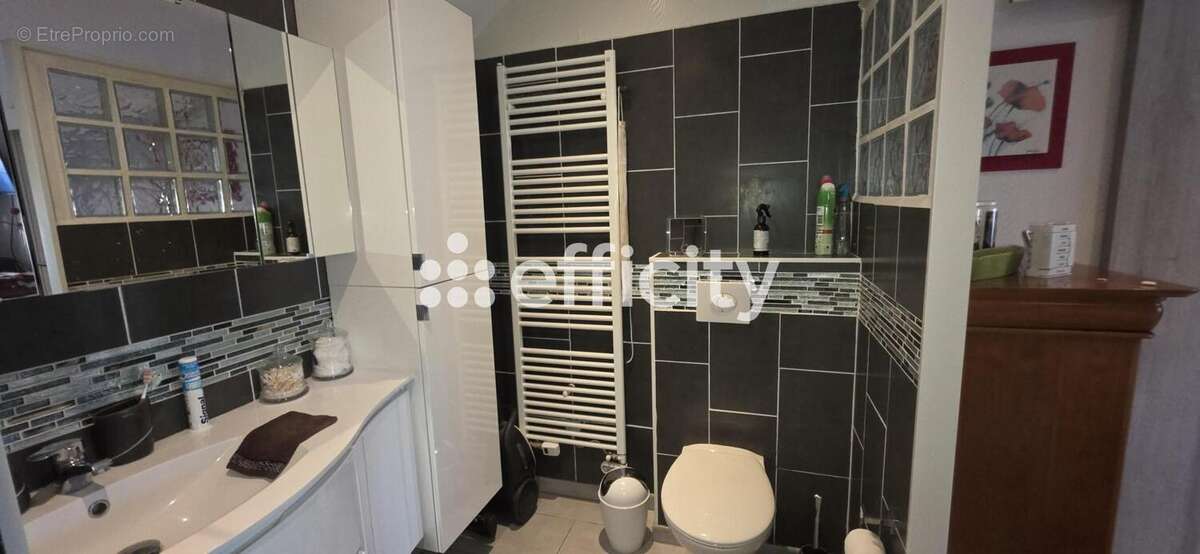 Maison à FACHES-THUMESNIL