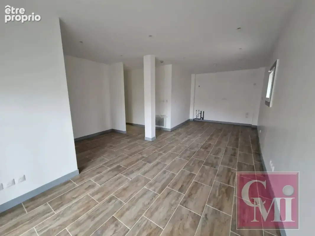 Bel appartement neuf avec terrasse ! - photo 2