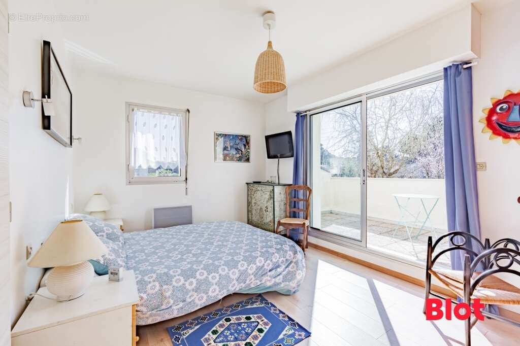 Maison à SAINT-MICHEL-CHEF-CHEF