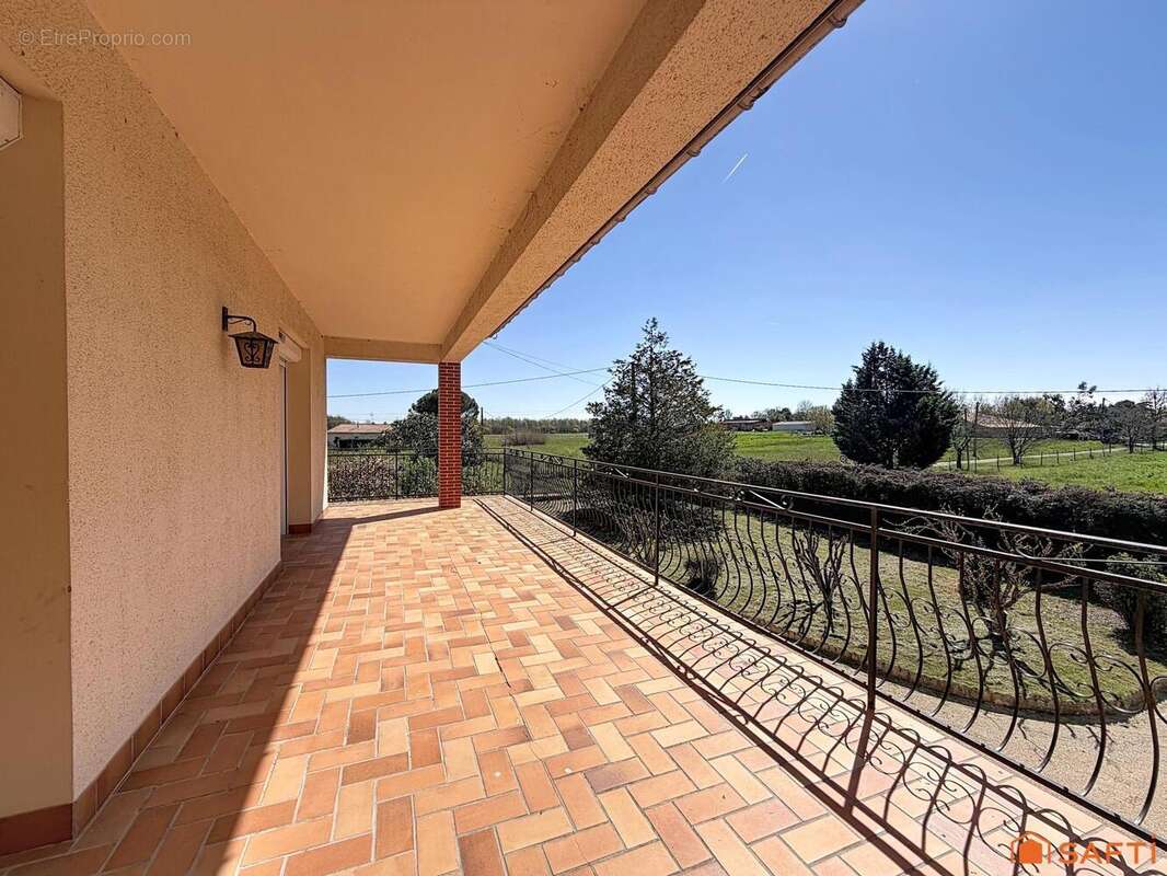 Photo 4 - Maison à BRESSOLS