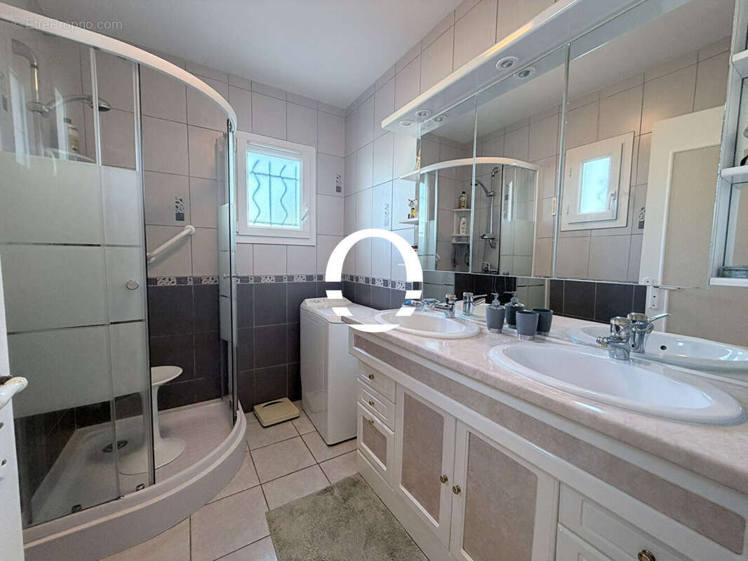 Maison à LA PLAINE-SUR-MER