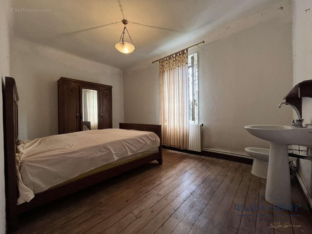 Maison à NANS-LES-PINS