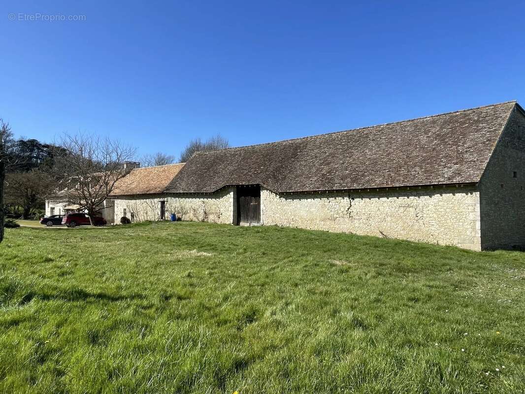 Maison en pierre magnifiquement rénovée près d'un village - photo 19