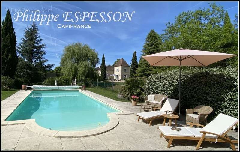 Domaine d'exception avec piscine sur un parc de 8 hectares avec aoc - photo 3