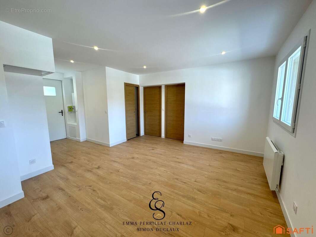 Appartement 49 m² à Saint-Bonnet-Le-Froid  - photo 4