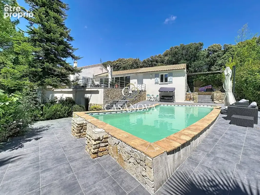 Proche de Gignac Deux habitations, appartement indépendant, deux piscines dans un cadre privilégié. - photo 11