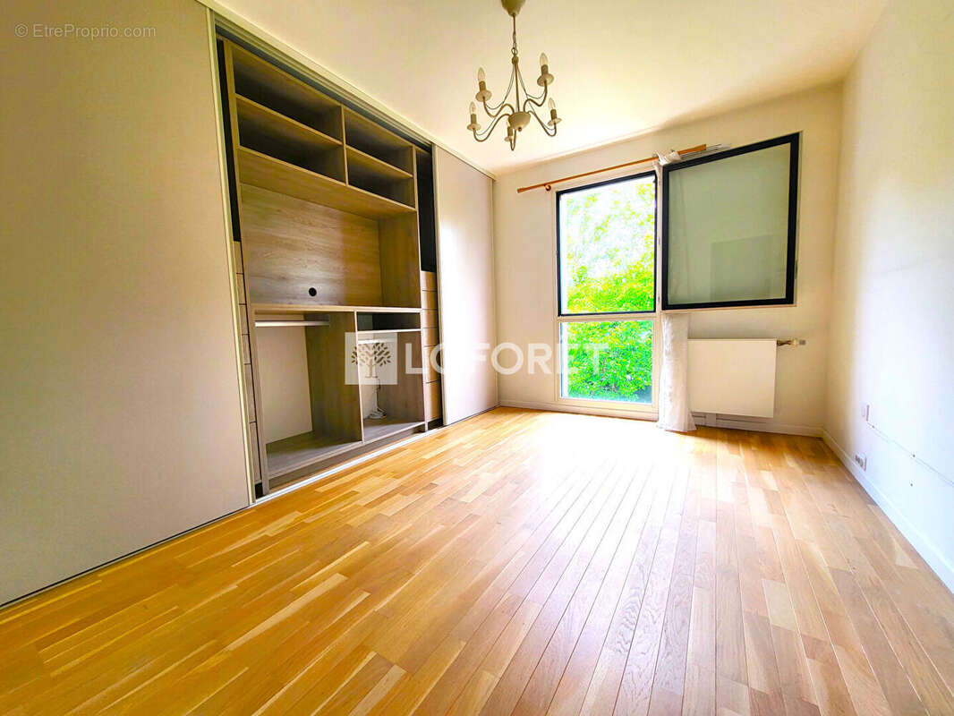 Appartement à LOUVECIENNES