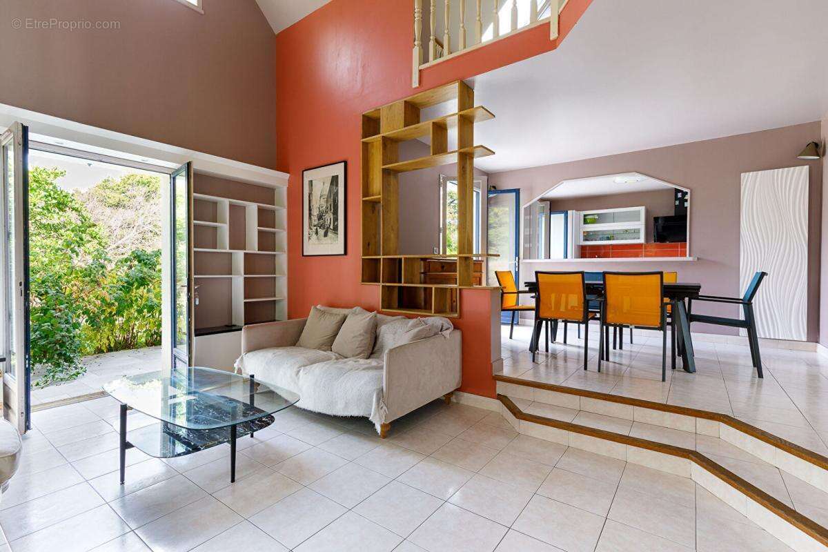 Guérande - Campagne - Superbe familiale - 5 Chambres -  Double garage - photo 8