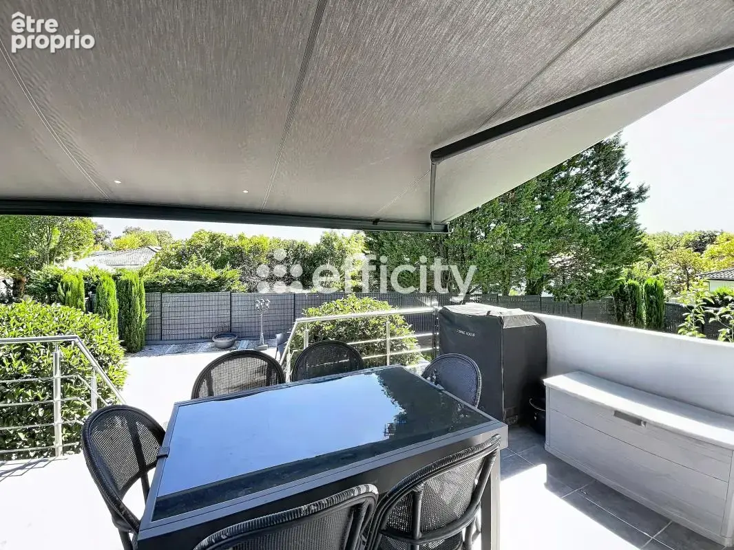 Maison 5 pièces 180 m² à vendre à Bassens (33530) - photo 4