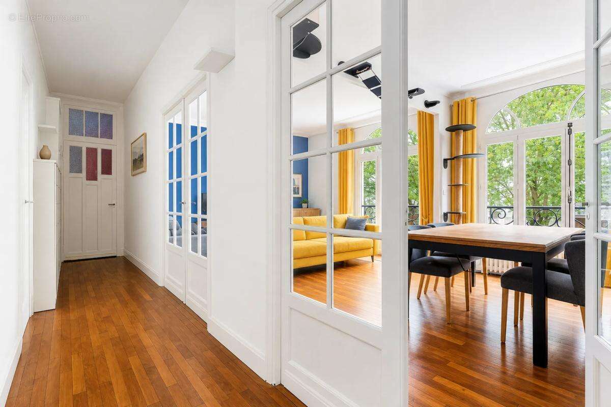 Appartement de 4 pièces de 101 m² à Lille Vauban - photo 2