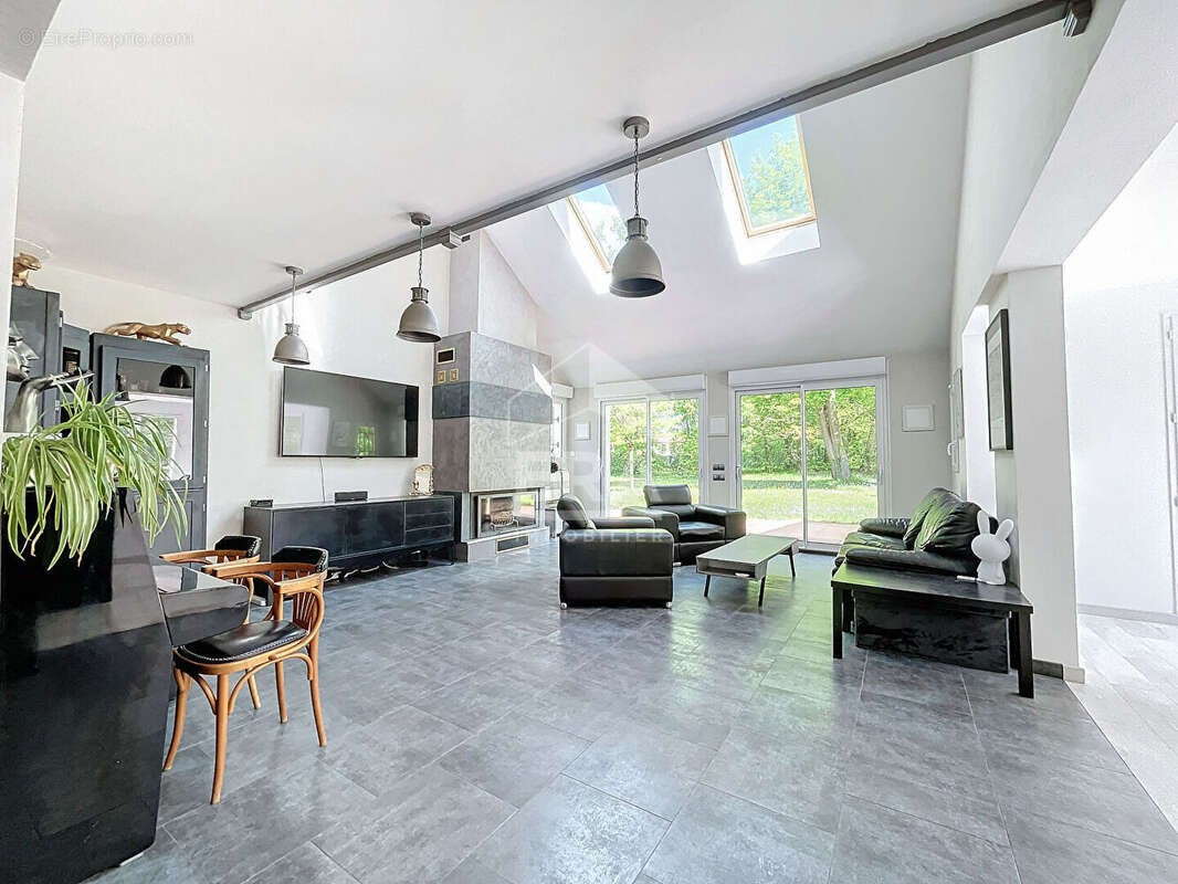 Maison à ASNIERES-SUR-OISE