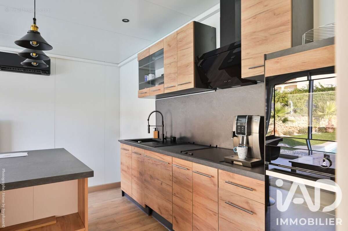 Maison 45 m² à Plan-D'aups-Sainte-Baume  - photo 2
