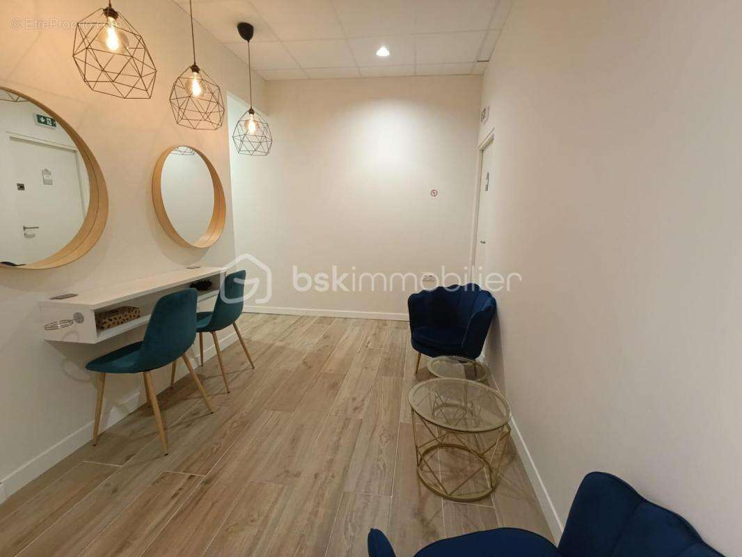 Commerce à SAINT-JEAN-DE-MOIRANS