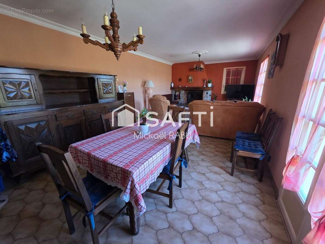 Maison 93 m² à Ruffigne  - photo 4