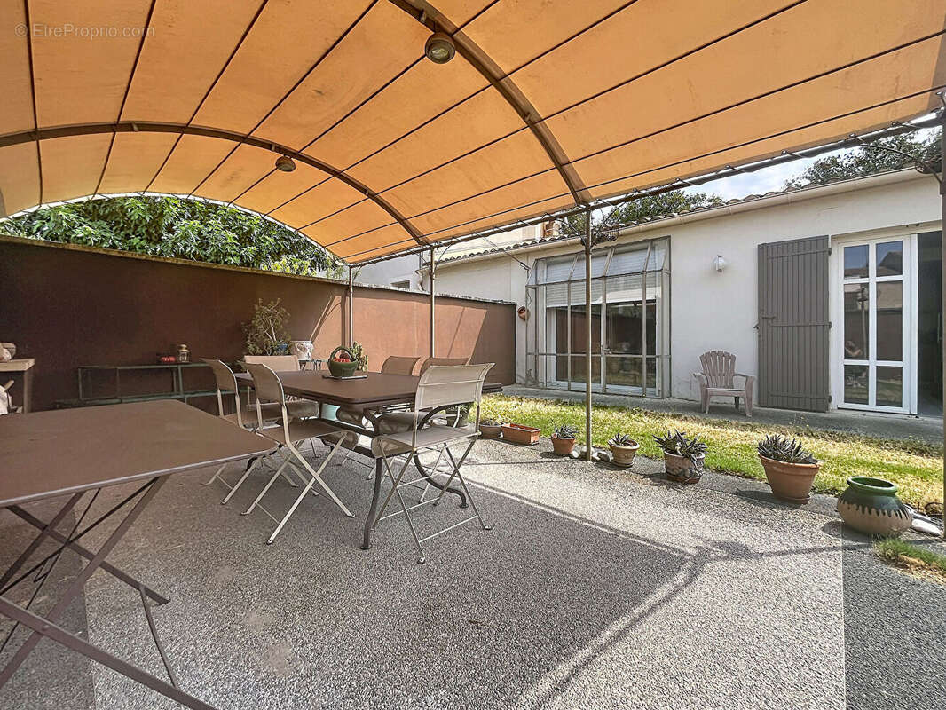 Maison de plain-pied - 136 m2 - jardin - photo 11