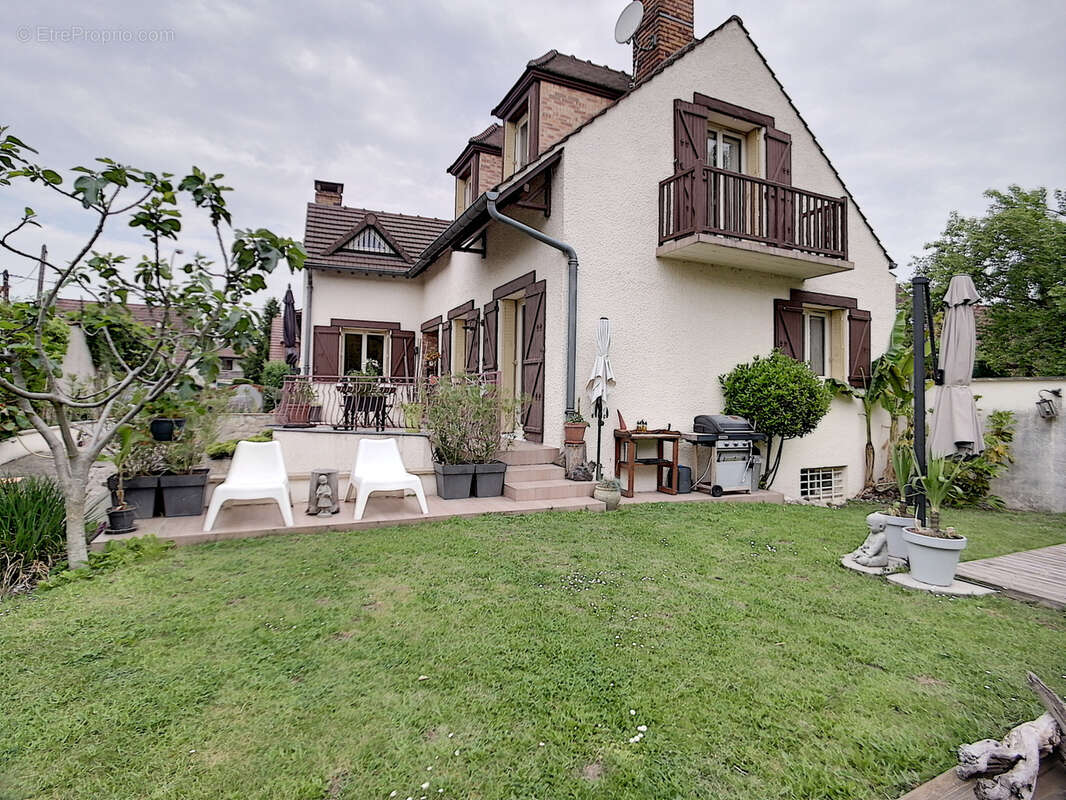 Maison à VAUJOURS