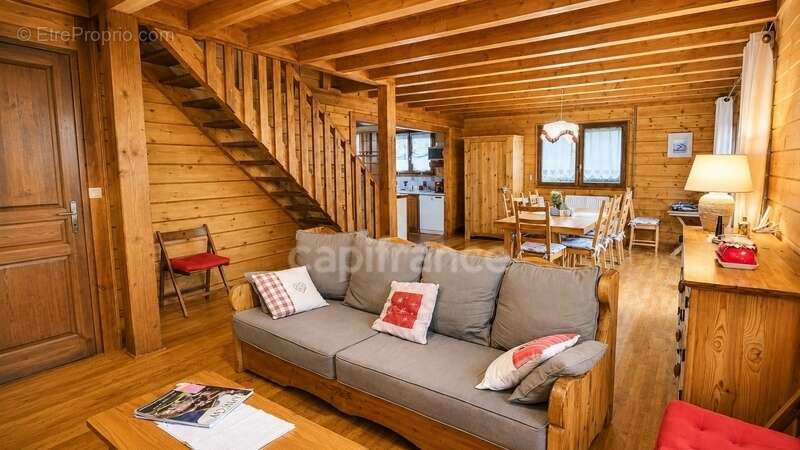 Chalet bois en madrier à vendre dans le Jura, entre Andelot-En-Montagne et Champagnole (39300) - photo 2