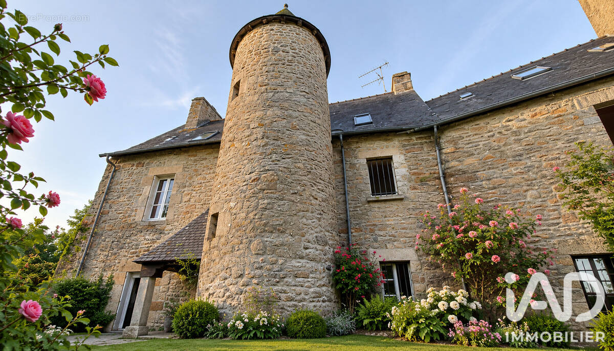 Photo 1 - Maison à QUINTIN