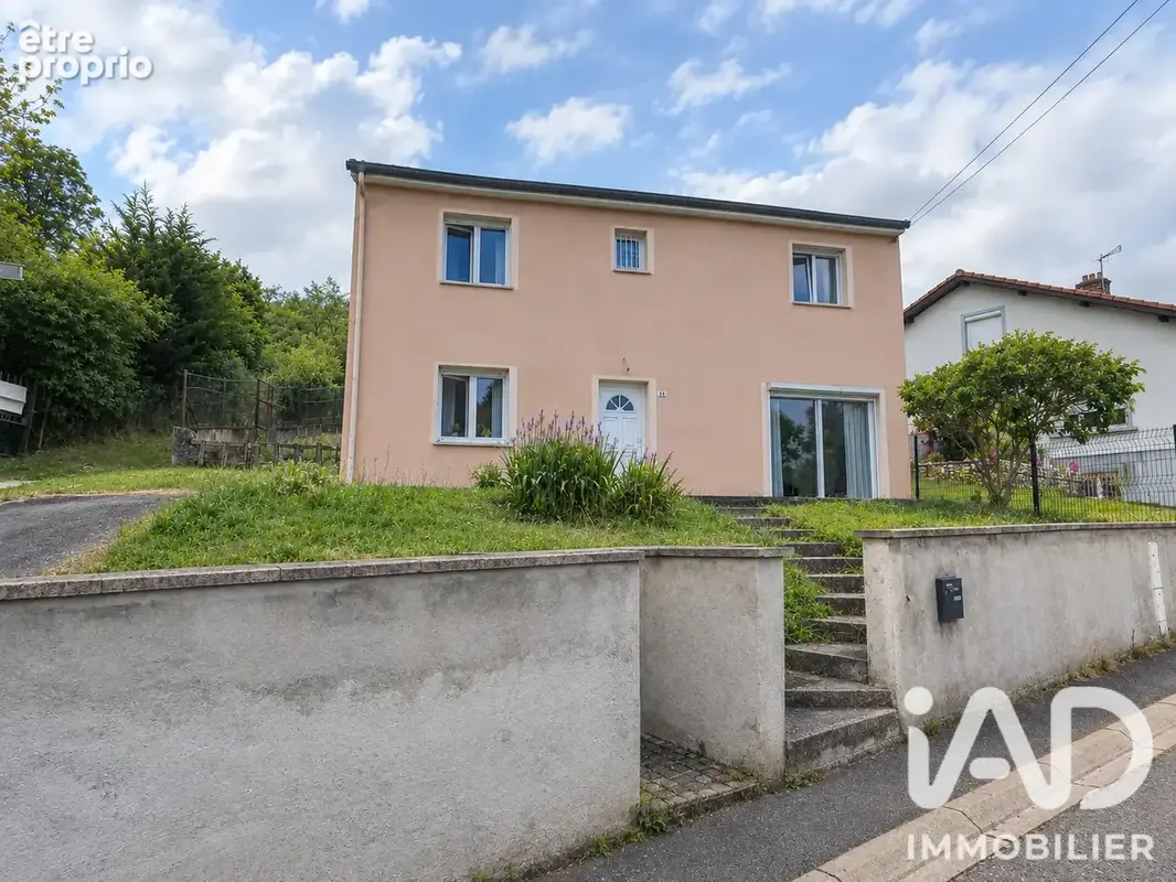 Photo 1 - Maison à NEUVES-MAISONS