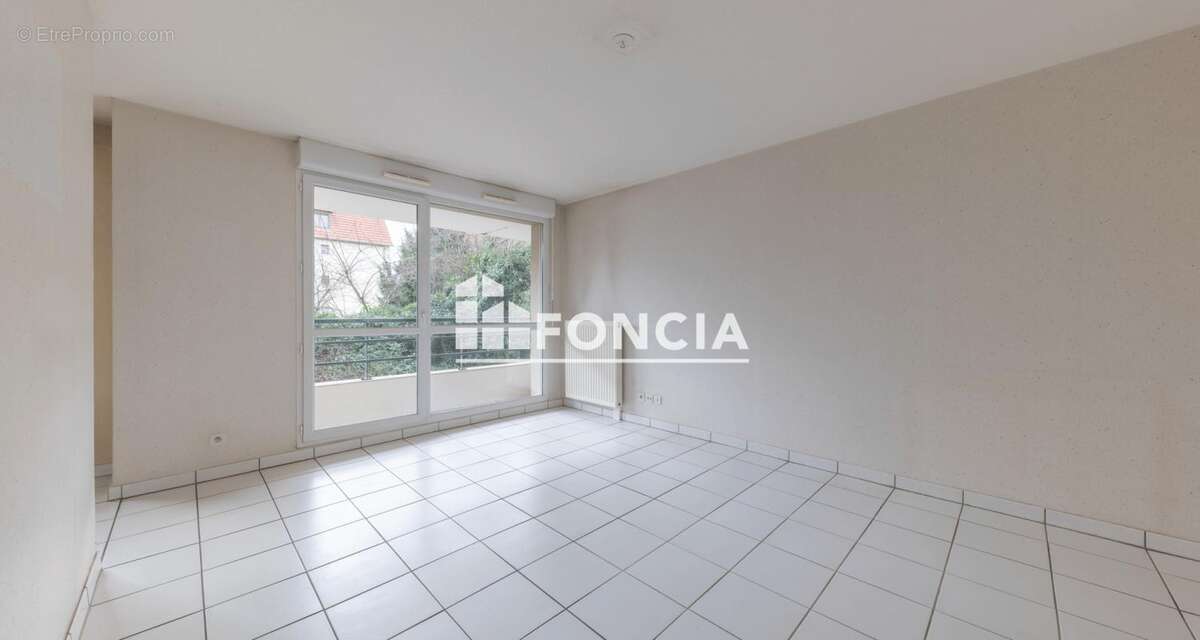 OBERNAI proche centre-ville Appartement 3 pièces avec cave et parking intérieur - photo 2