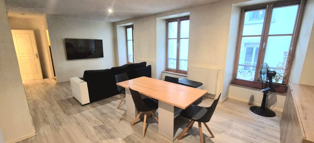 Appartement à MORTEAU