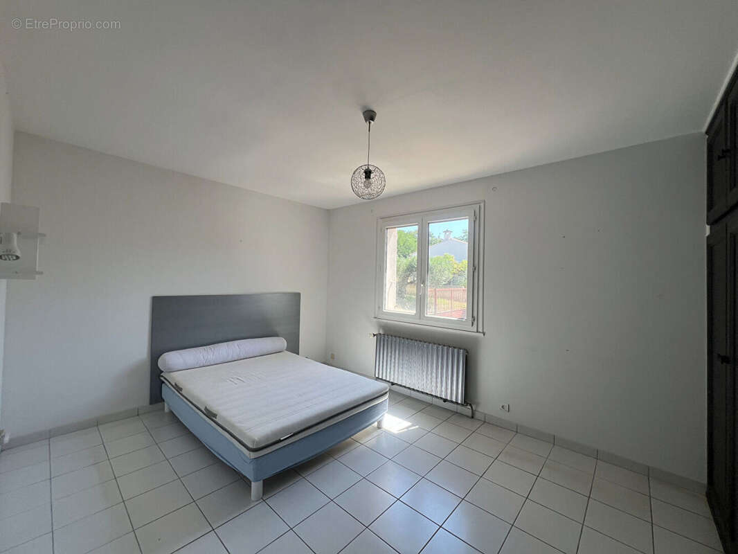 Maison Familiale Montfrin, terrain 940m2 - photo 10