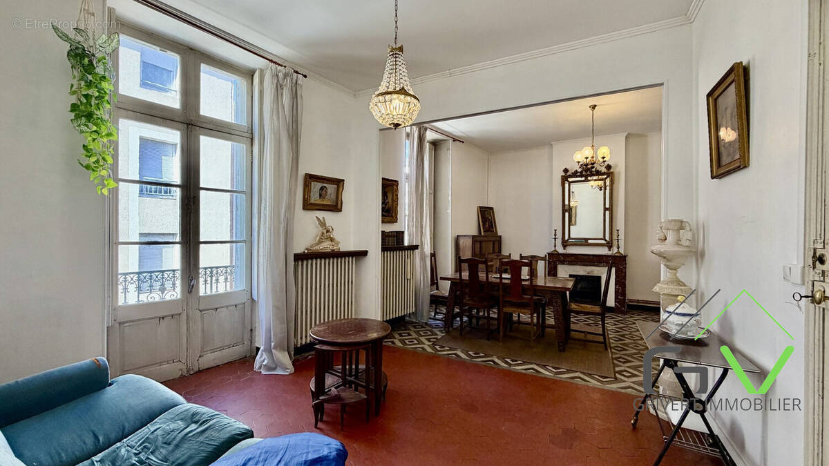 Appartement à NIMES