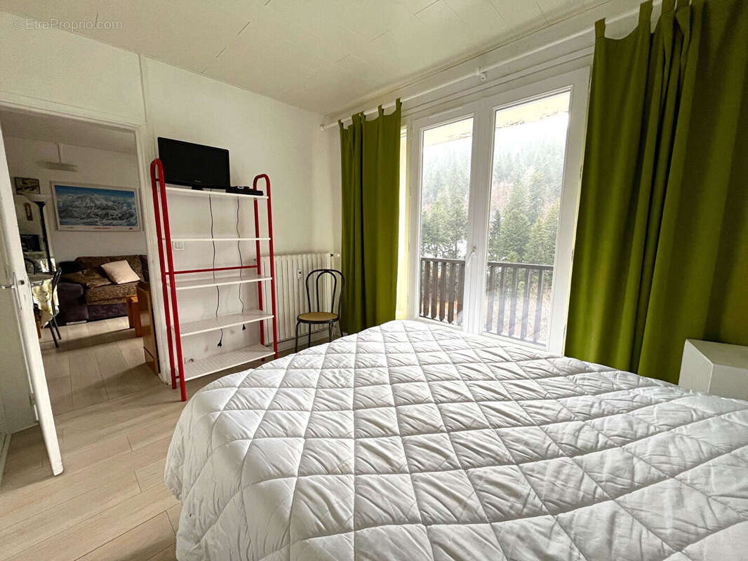 Appartement à LAVEISSIERE