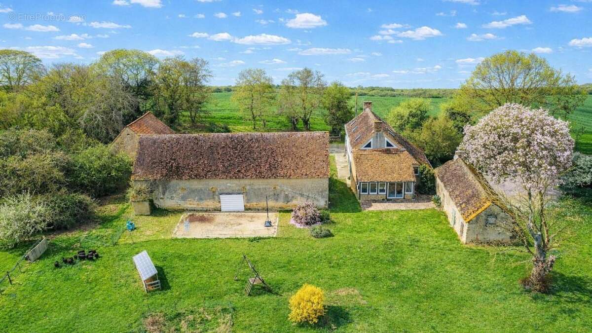 Maison à SAINT-JEAN-D'ASSE
