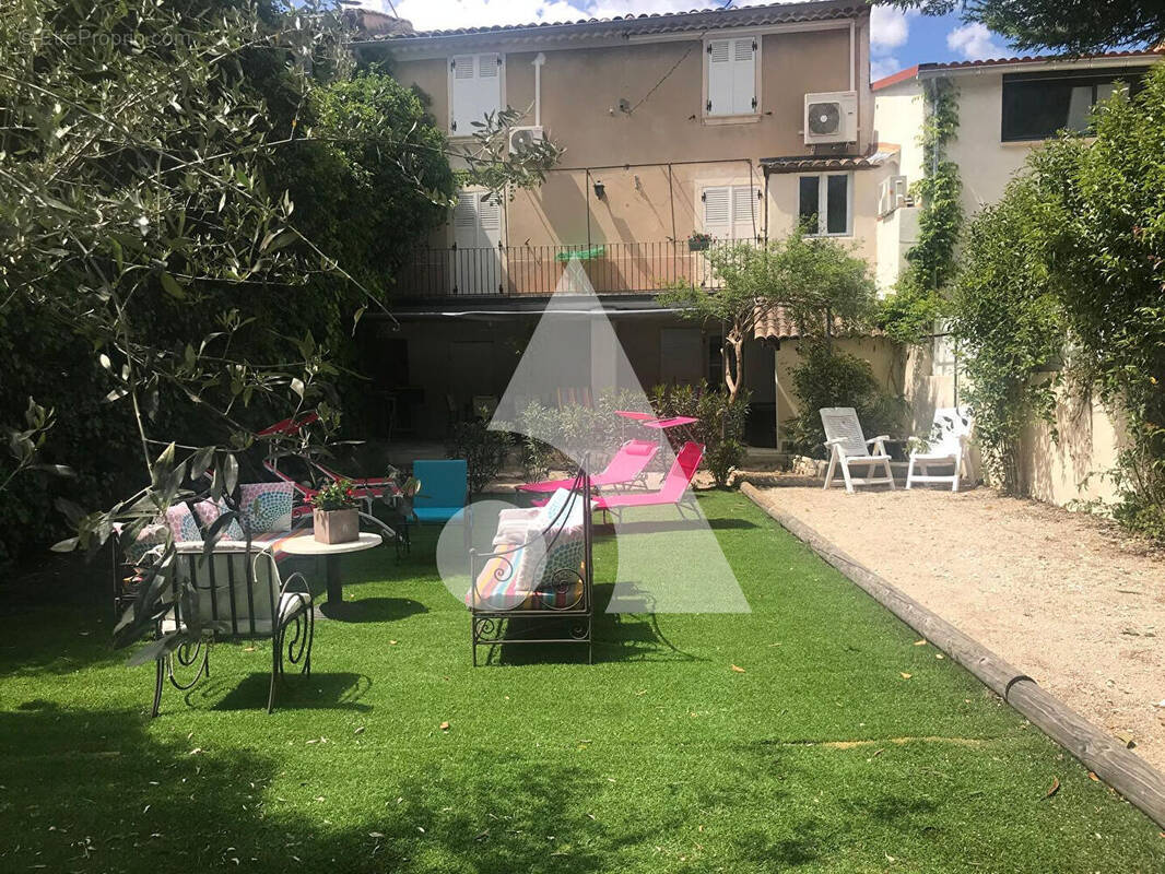 Maison à BUIS-LES-BARONNIES