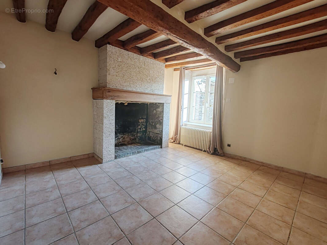 Maison à VILLERS-COTTERETS