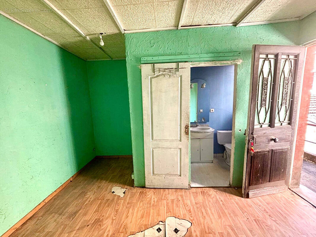 Appartement à LYON-8E