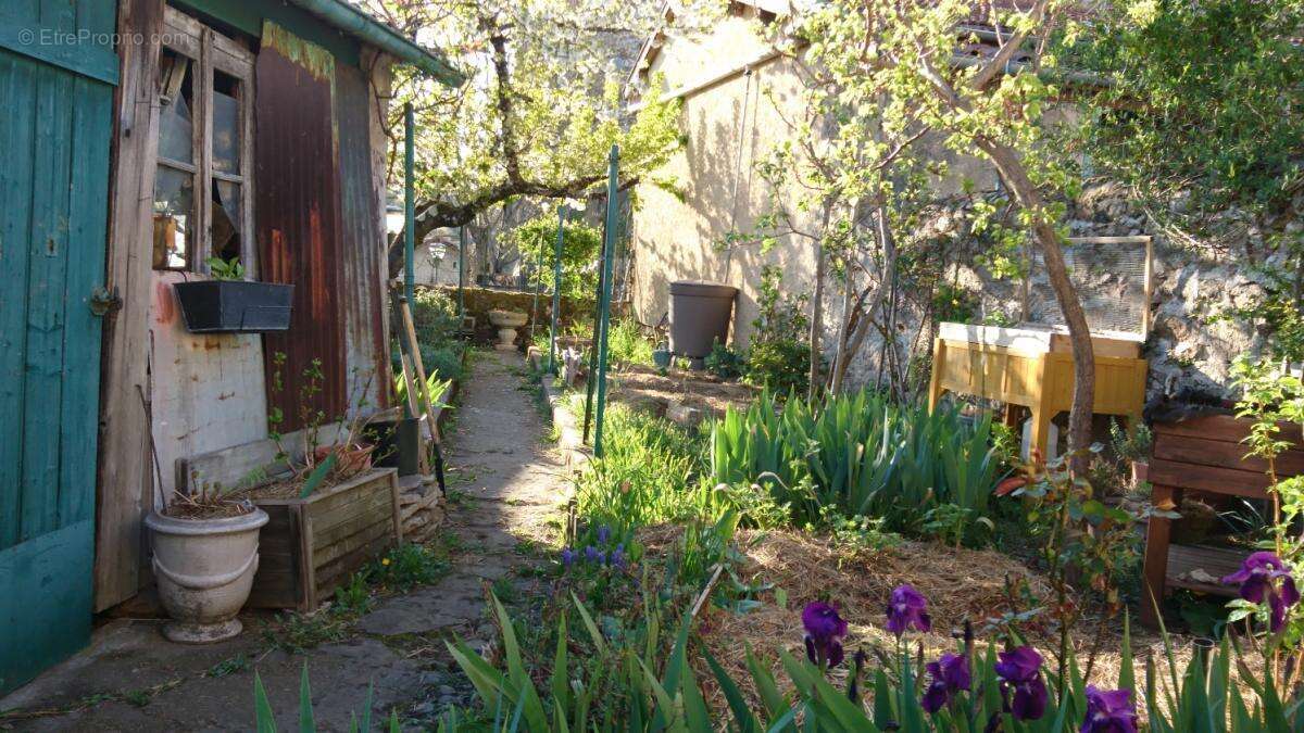 Maison à FRANCHEVILLE