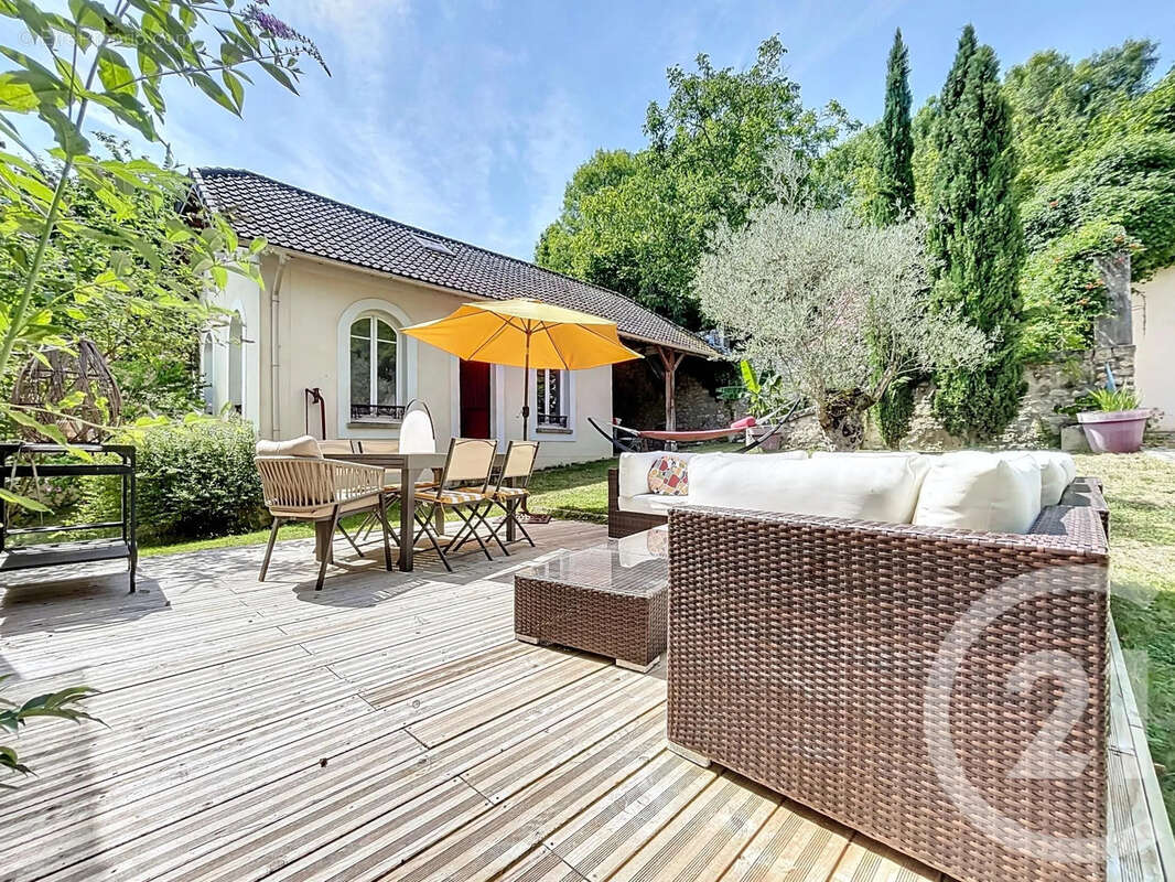 Maison à LE MEE-SUR-SEINE
